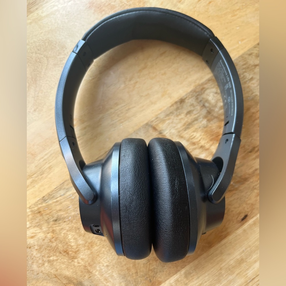 Soundcore Anker Life Q20 Hybrid Active Noise Cancelling Headphones, Wireless.
